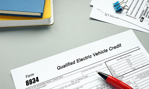 A Guide to Electric Vehicle Federal Tax Credits